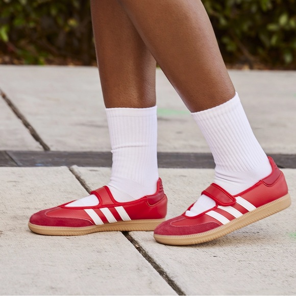 adidas Shoes - adidas Originals Samba Jane
Women's sku #: JQ6446